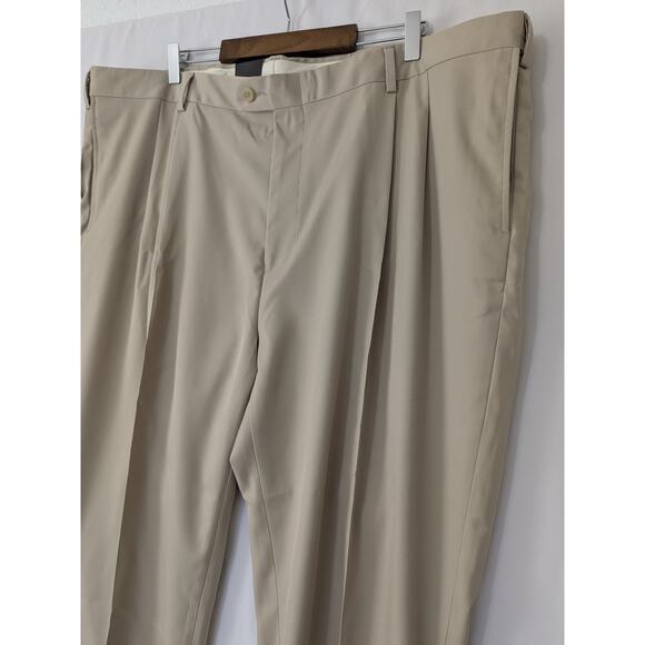 Jos A Bank Traveler Performance Pleated Cuffed Slider Waistband Chino Tan 46x29 - Picture 2 of 9